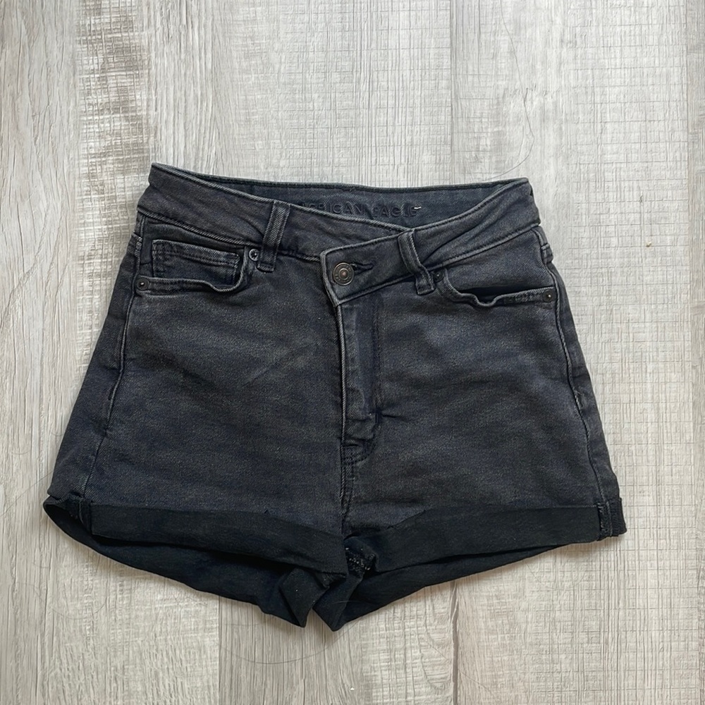 000 Black American Eagle Denim Shorts